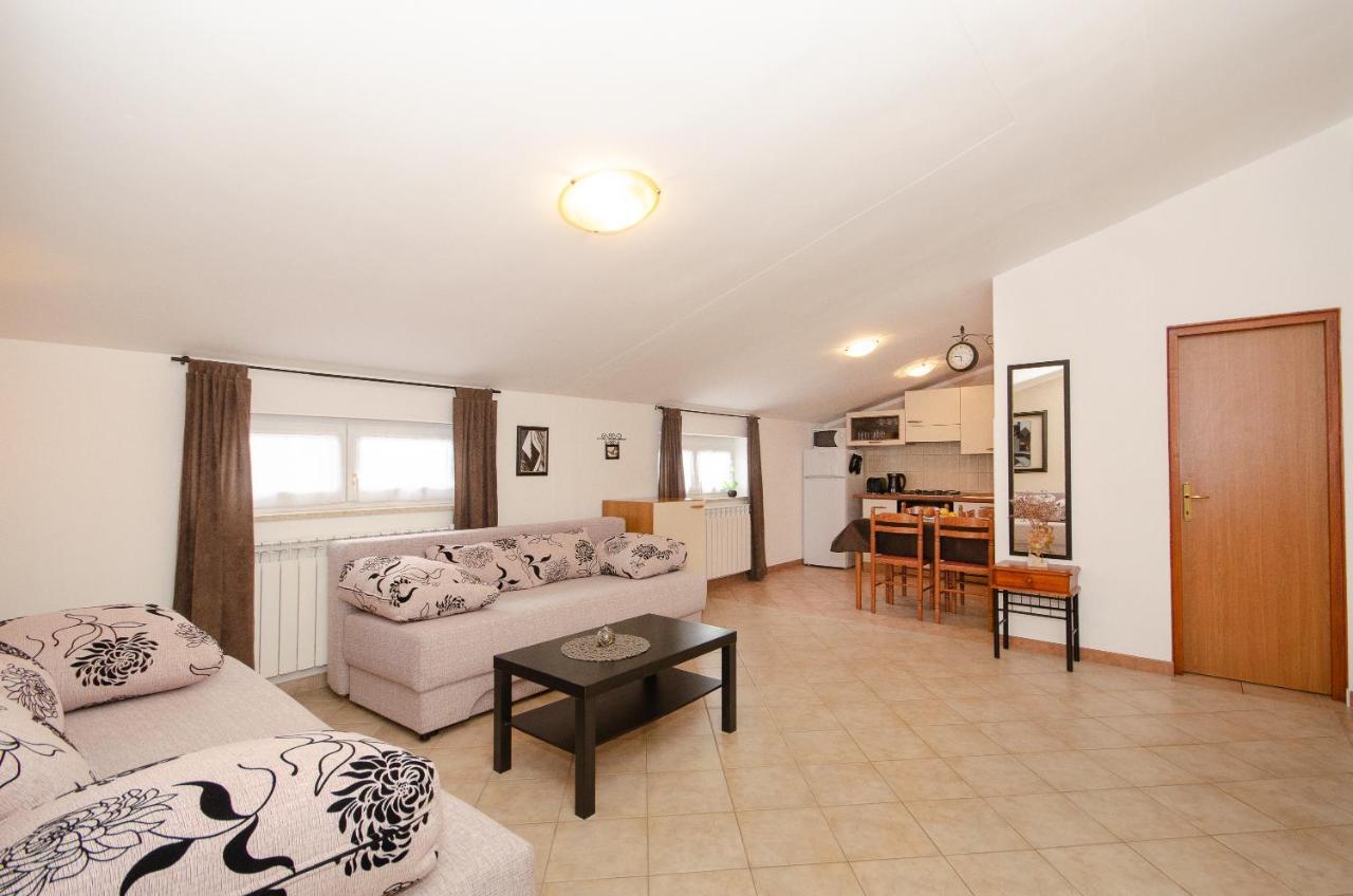 Apartments Villa Amfora Rovinj Exterior photo